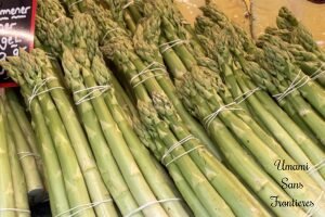 Green asparagus in the market