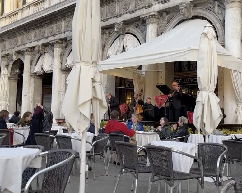Cafe Venice